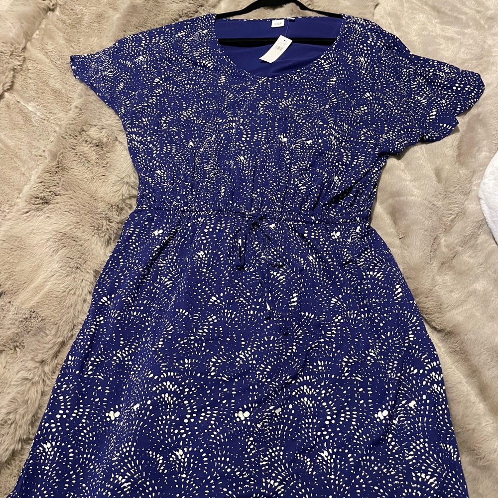 Gap knee length dress.